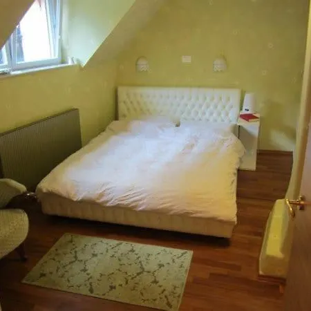 A Precious In Apartman Ljubljana